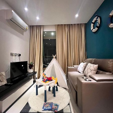 Aparthotel Grande Cariibbean Pattaya By Thita Esterno foto
