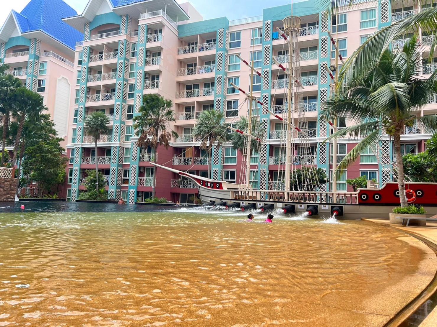 Aparthotel Grande Cariibbean Pattaya By Thita Esterno foto