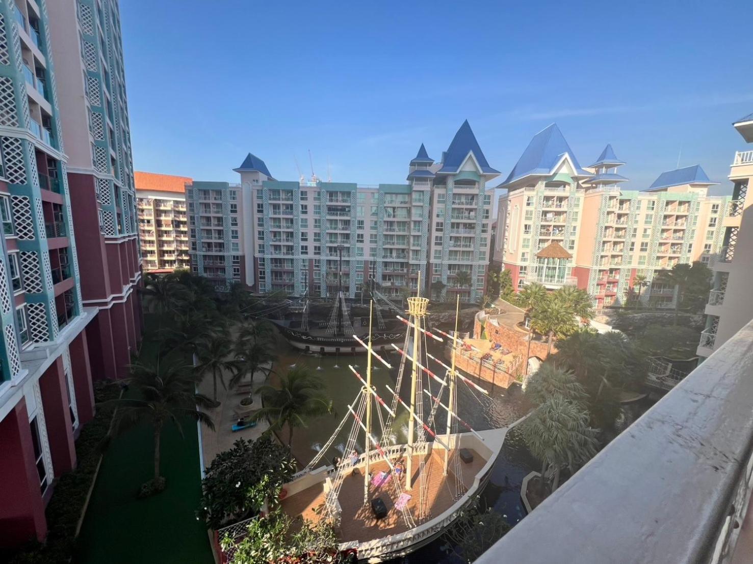 Aparthotel Grande Cariibbean Pattaya By Thita Esterno foto