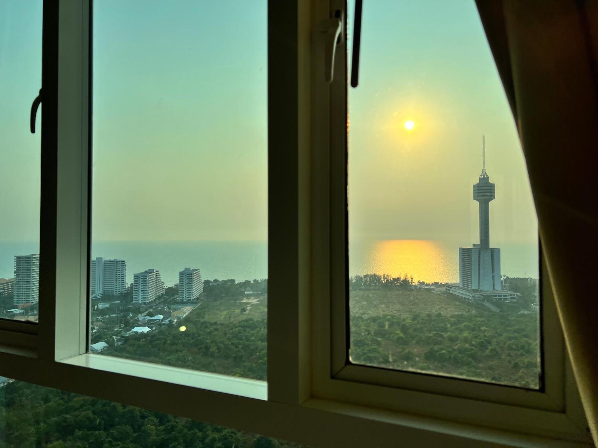 Aparthotel Grande Cariibbean Pattaya By Thita Esterno foto
